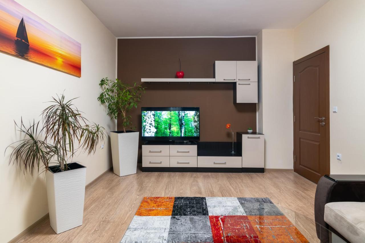Bgapartments - Momina Salza Varna ภายนอก รูปภาพ